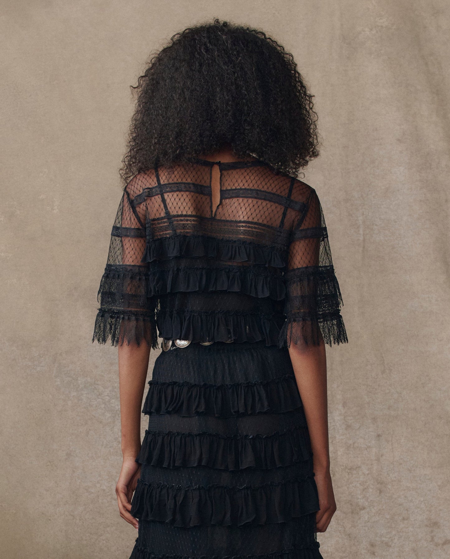 The Winter Mesh Flounce Top. -- Black