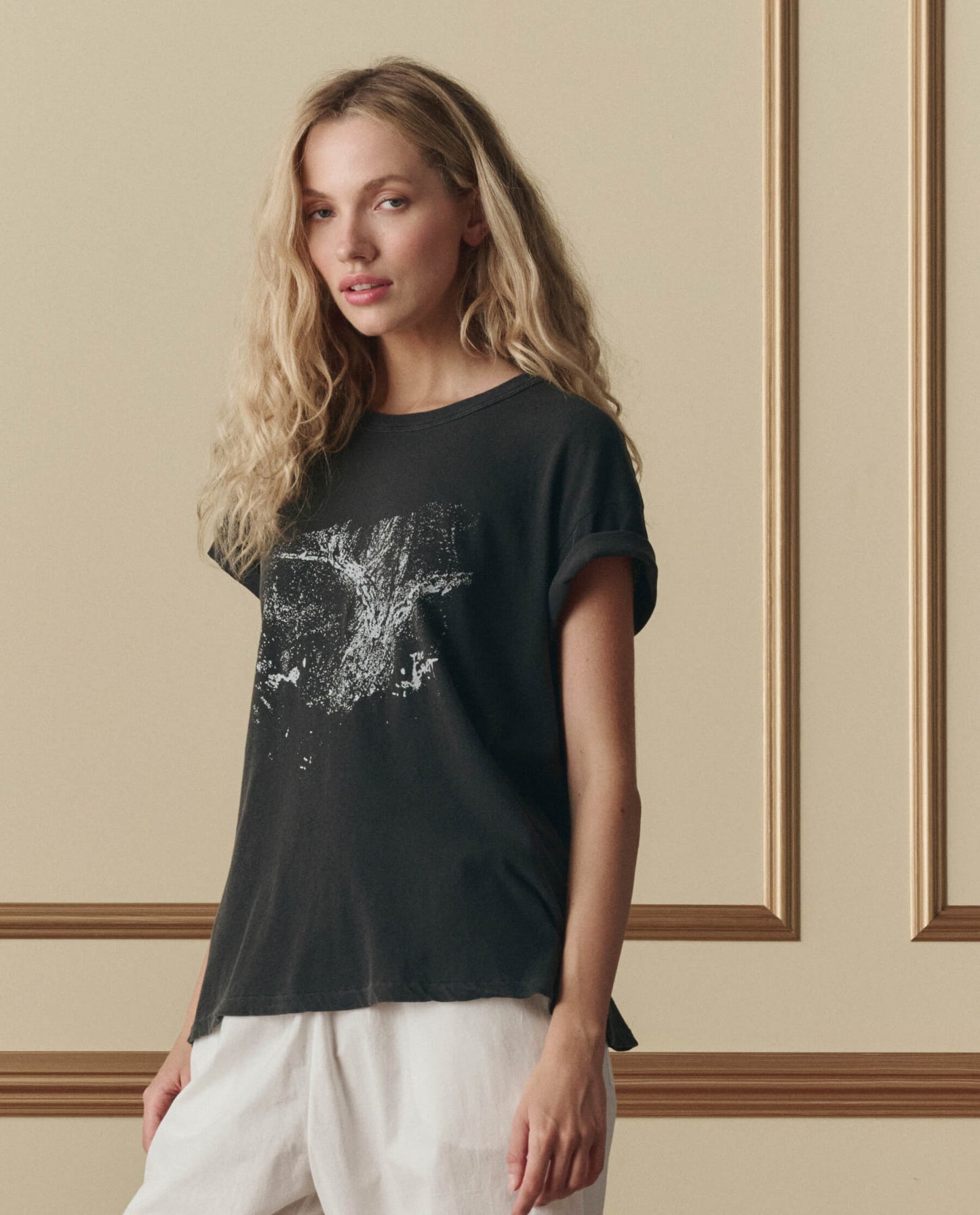 The Boxy Crew W/ Shadow Oak Graphic. -- Washed Black